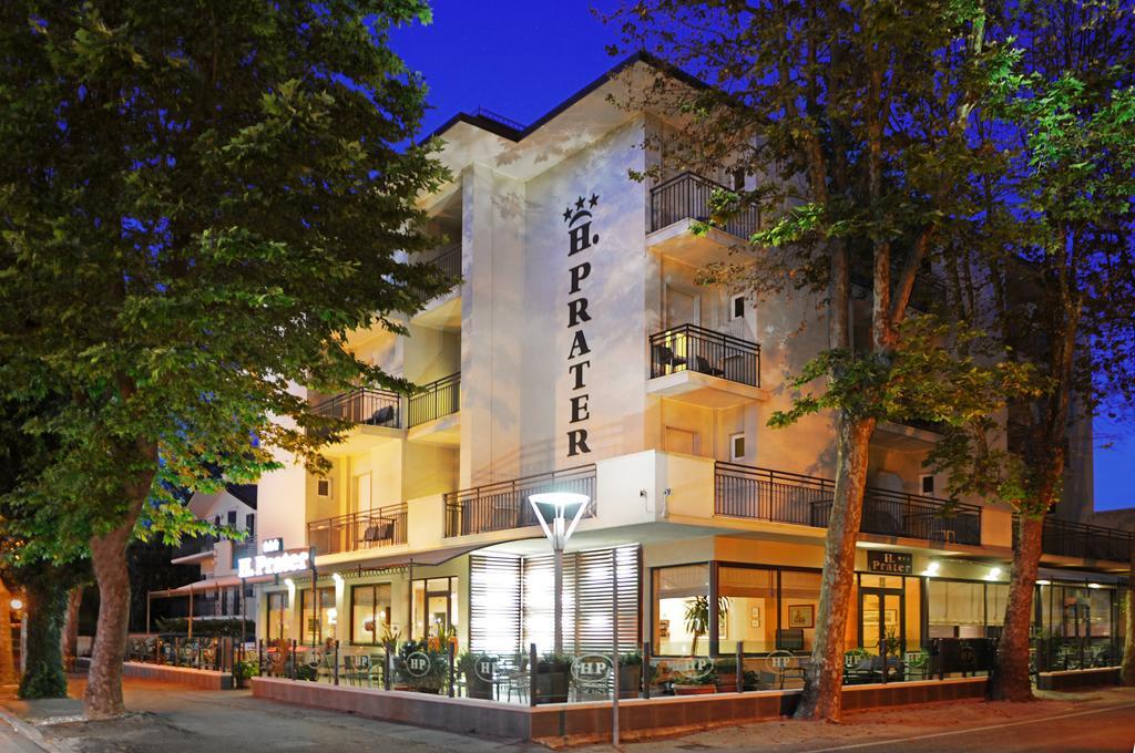 Hotel Prater Чезенатико Экстерьер фото